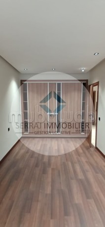 a-louer-studio-haut-standing-a-proximite-de-um6-big-2