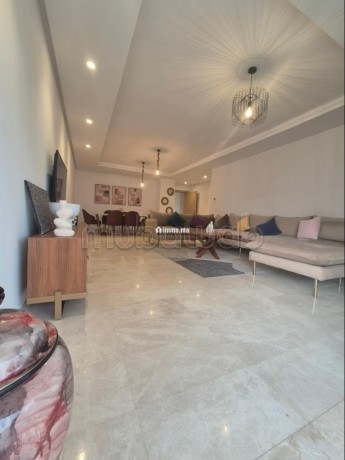 appartement-2-chambres-meuble-front-mer-big-4