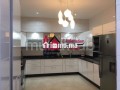 villa-de-728-m2-a-residence-fermee-a-californie-small-2