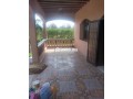 a-louer-villa-avec-grand-jardin-ferme-small-0