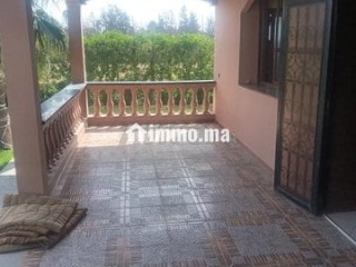 a-louer-villa-avec-grand-jardin-ferme