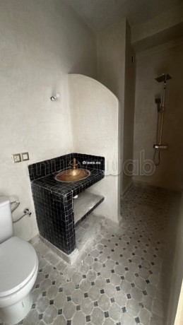riad-avec-piscine-quartier-esebtyen-big-5