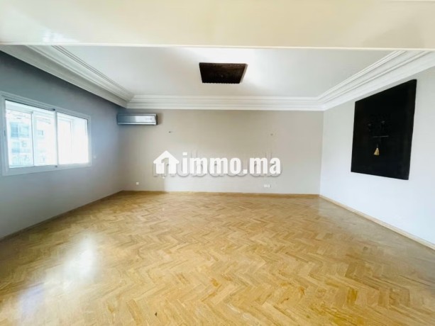 location-appartement-vide-bvd-massira-al-khadra-big-1