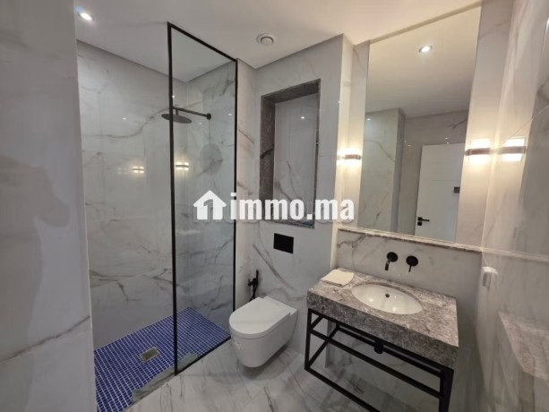 a-louer-appartement-vide-a-biarritz-anfa-ocean-big-4