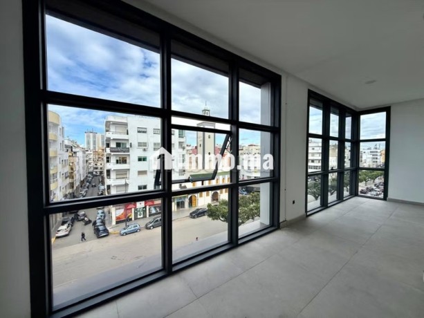 plateau-de-bureau-exclusif-98m2-bd-bir-anzarane-big-1