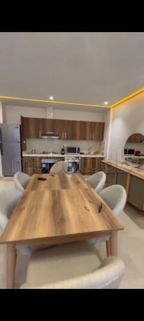 superbe-appartement-a-vendre-a-gueliz-1-belle-chambre-meuble-big-3