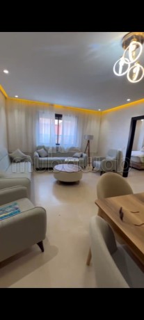 superbe-appartement-a-vendre-a-gueliz-1-belle-chambre-meuble-big-7