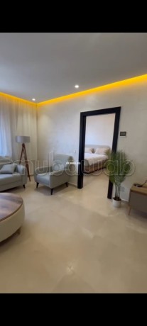 superbe-appartement-a-vendre-a-gueliz-1-belle-chambre-meuble-big-8