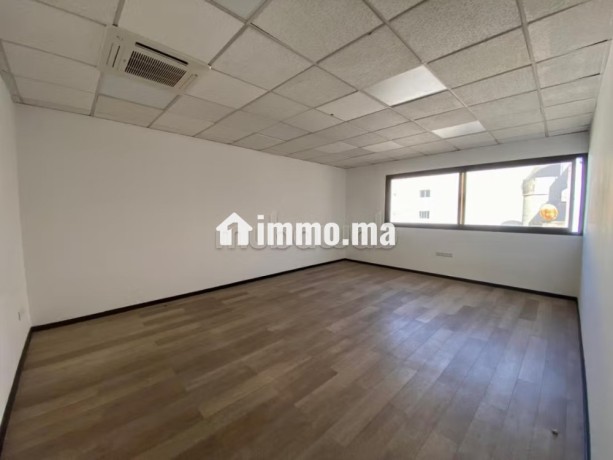 plateau-de-bureau-200m-boulevard-ziraoui-big-11