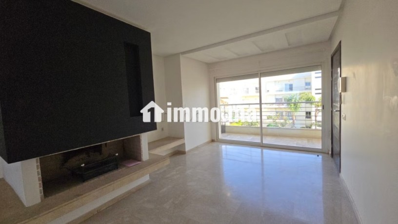 bel-appartement-en-residence-avec-vue-mer-big-3