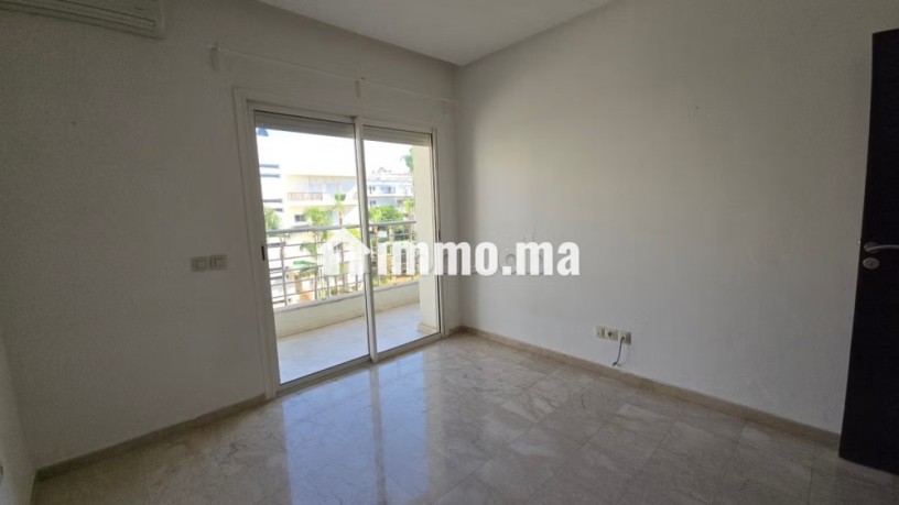 bel-appartement-en-residence-avec-vue-mer-big-6