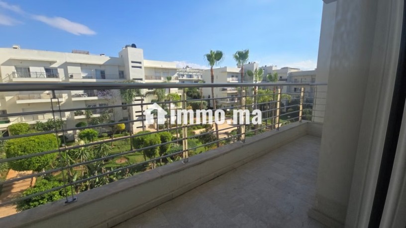 bel-appartement-en-residence-avec-vue-mer-big-8