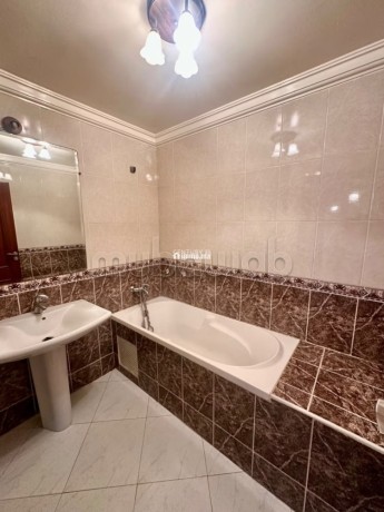 bel-appartement-de-91m2-a-la-corniche-big-5