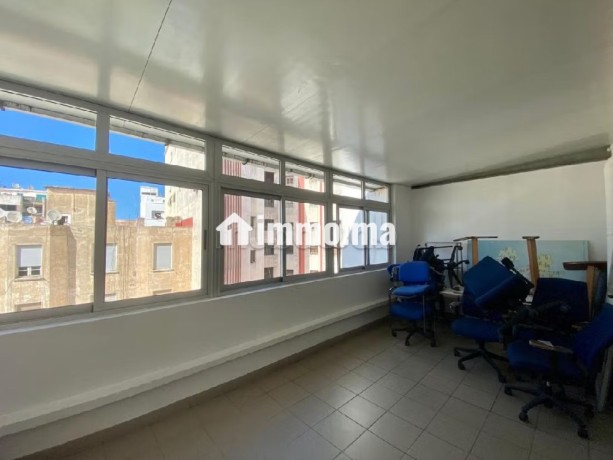 plateau-de-bureau-375-m2-boulevard-danfa-big-10