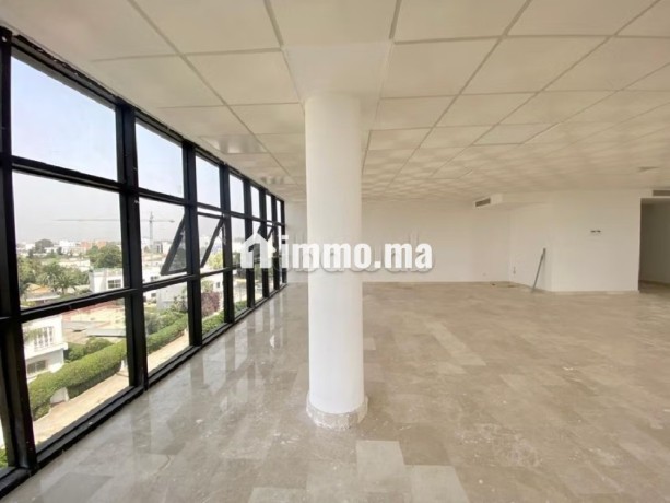 plateau-de-bureau-97-m2-oasis-big-2