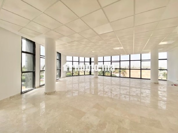 plateau-de-bureau-97-m2-oasis-big-4