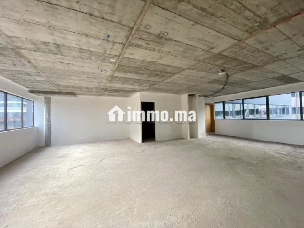 plateau-de-bureau-365-m2-cfc-big-5