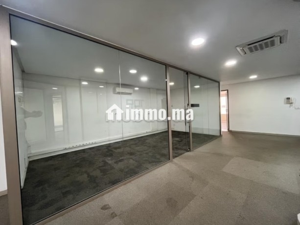 plateau-de-bureau-228-m2-quartier-racine-big-6