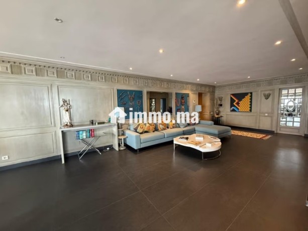 appartement-habitation-220-m2-la-marina-big-1
