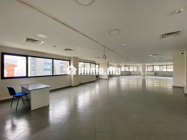 plateau-de-bureau-237-m2-bd-ghandi-riviera-big-1