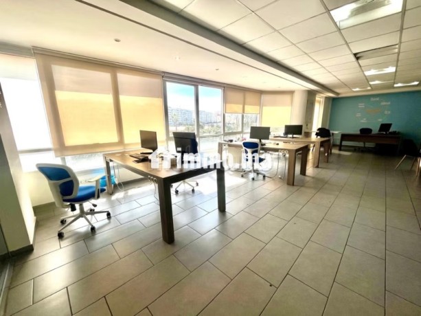 plateau-de-bureau-256-m2-bd-moulay-youssef-big-7
