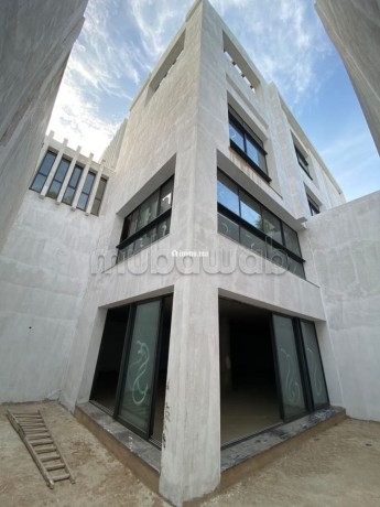 villa-commerciale-900-m2-cil-big-1