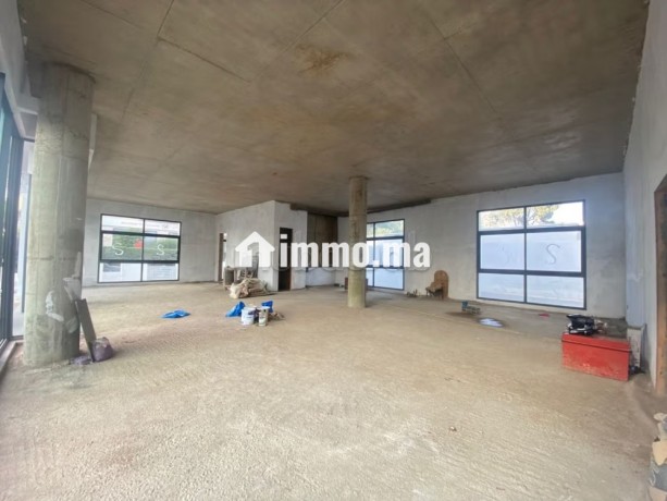 villa-commerciale-900-m2-cil-big-3