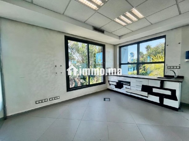 etage-de-villa-professionnelle-130-m2-oasis-big-4