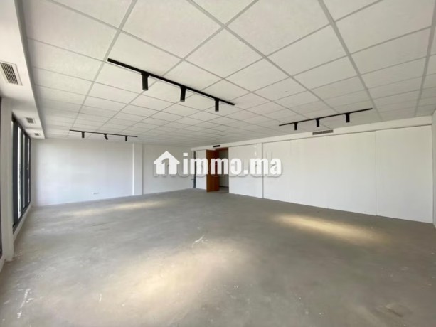 plateau-de-bureau-80-m2-oasis-big-1
