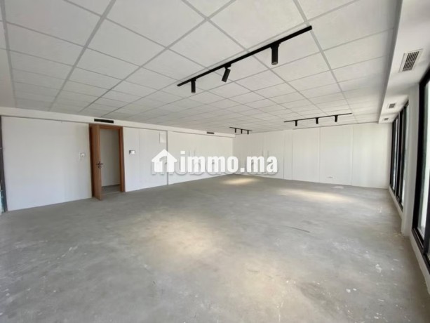 plateau-de-bureau-80-m2-oasis-big-3