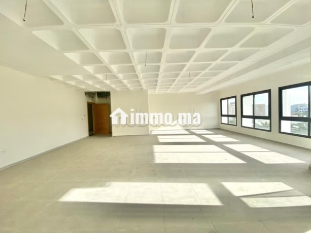 plateau-de-bureau-93-m2-bd-ghandi-riviera-big-2