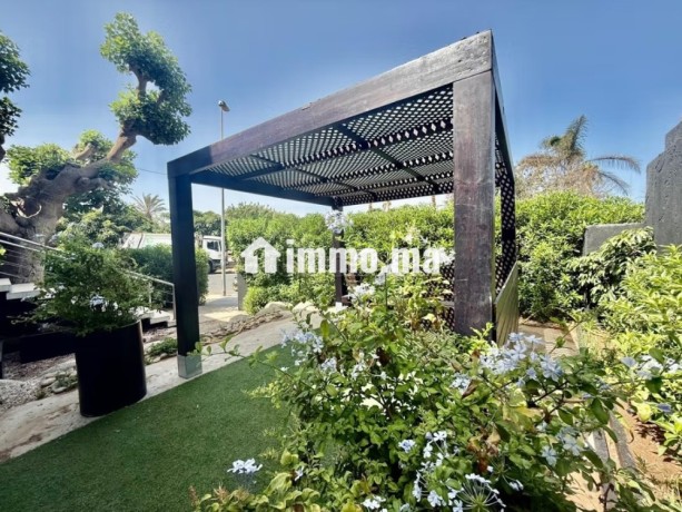 plateau-de-bureau-duplex-280-m2-paranfa-big-11