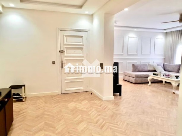 appartement-a-vendre-de-1980-m2-a-casablanca-hopitaux-big-5
