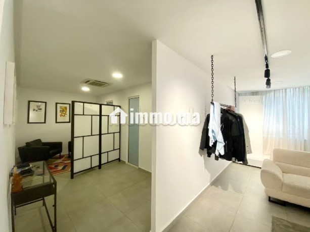 plateau-de-bureau-240-m2-boulevard-al-massira-big-11