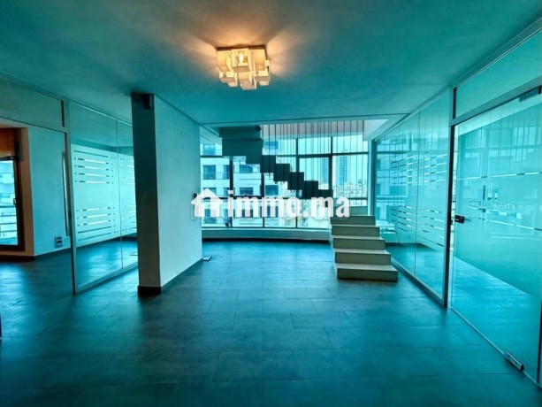 plateau-de-bureau-220-m2-boulevard-danfa-big-12