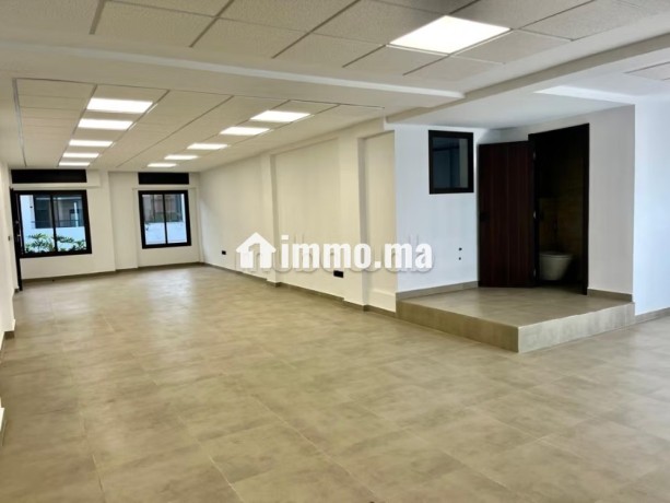 plateau-de-bureau-110-m2-ferme-bretonne-big-1