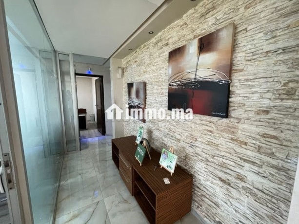 plateau-de-bureau-220-m2-boulevard-ghandi-big-2