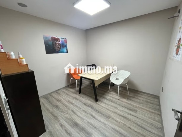 plateau-de-bureau-220-m2-boulevard-ghandi-big-6