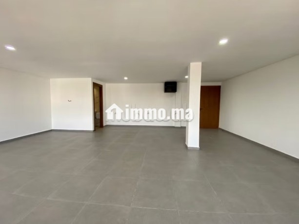 plateau-de-bureau-63-m2-oasis-big-4