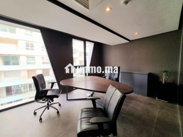 plateau-bureau-exclusif-107-m2-bd-la-corniche-big-7