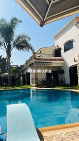 villa-meuble-avec-piscine-a-louer-par-nuitee-big-0