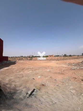 terrain-a-vendre-de-5020-m2-a-marrakech-douar-el-guern-big-0
