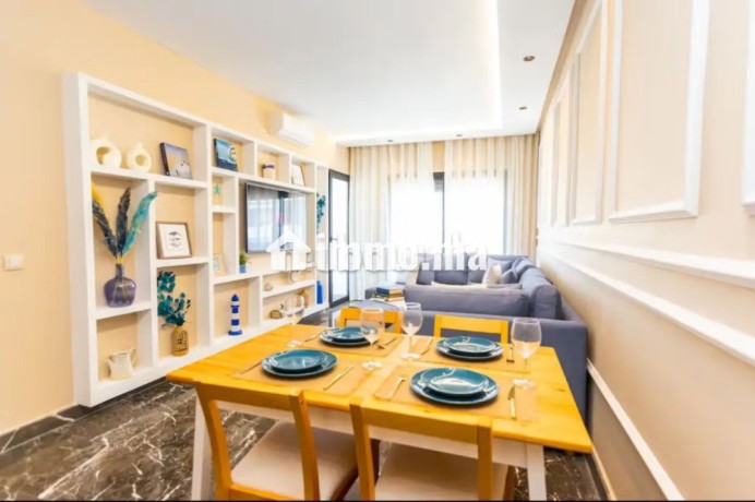 studio-haut-de-gamme-au-quartier-des-hopitaux-big-1