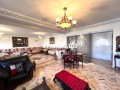bel-appartement-de-235m2-au-quartier-racine-small-1