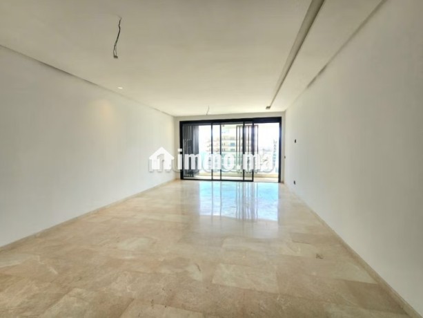 superbe-appartement-a-louer-a-casablanca-finance-city-superficie-120-m2-avec-ascenseur-et-espace-vert-big-0
