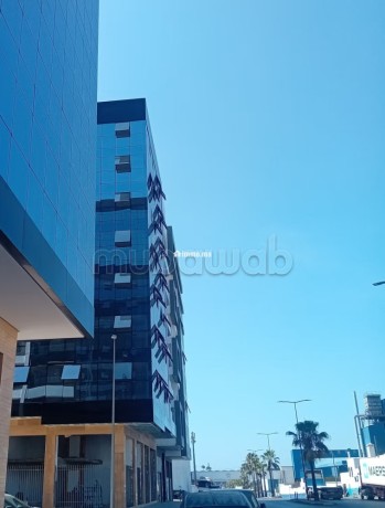 bureaux-a-vendre-a-maarif-extension-superficie-78-m2-ascenseur-et-terrasse-big-3