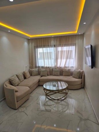 tres-bel-appartement-en-location-a-mers-sultan-surface-totale-47-m2-big-0