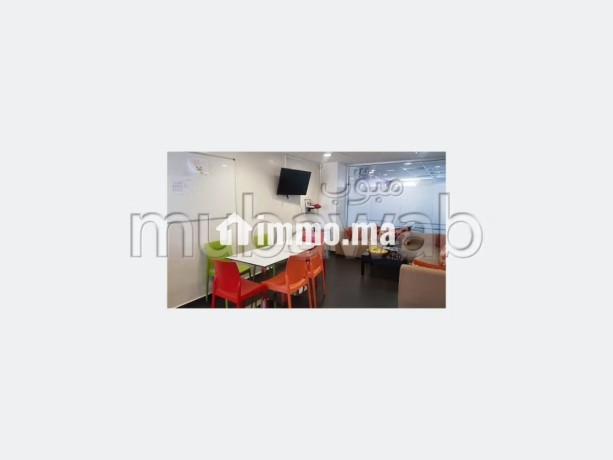 plateau-de-bureau-lpb-547-de-305-m2-a-bd-anfa-big-1