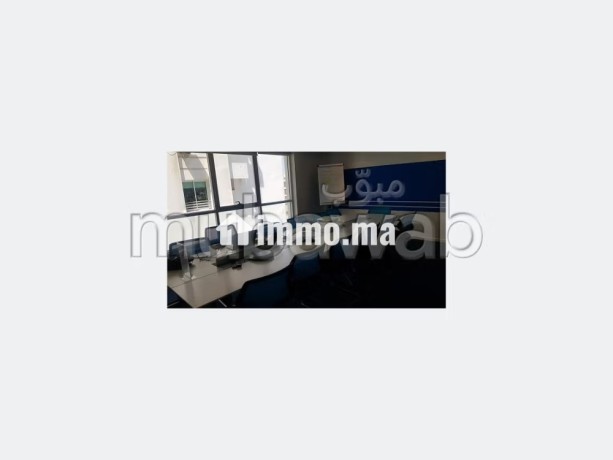 plateau-de-bureau-lpb-547-de-305-m2-a-bd-anfa-big-3