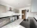vente-dun-bel-appartement-a-bourgogne-ouest-surface-totale-157-m2-residence-avec-concierge-climatisation-generale-small-13